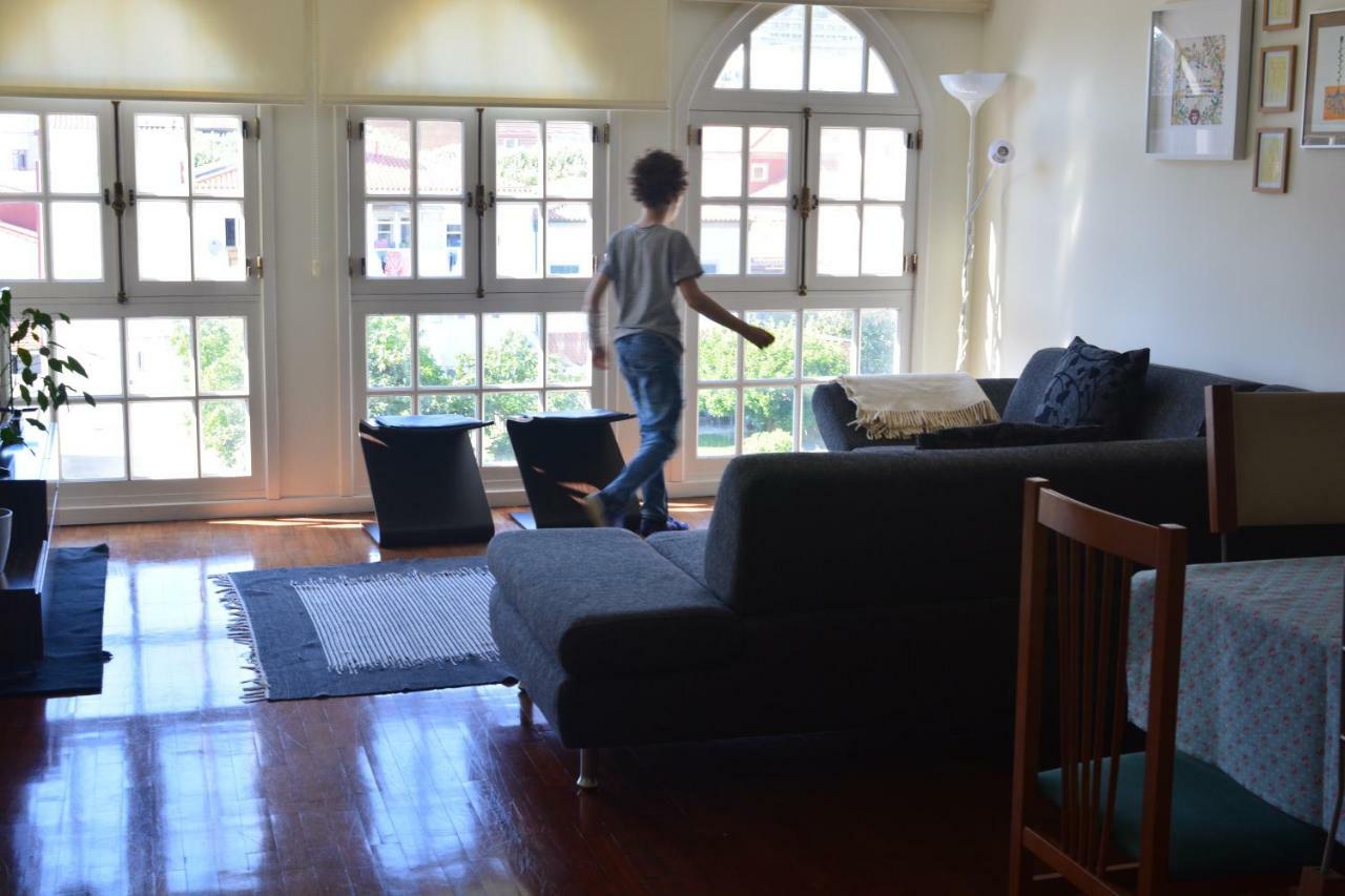 Spacious Apt. At Viana'S Top Location فيانا دو كاستيلو المظهر الخارجي الصورة